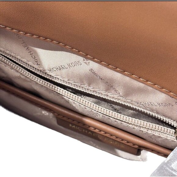 Michael Kors backpack phoebe medium flap drawstring MK signature Vanilla - Picture 7 of 7